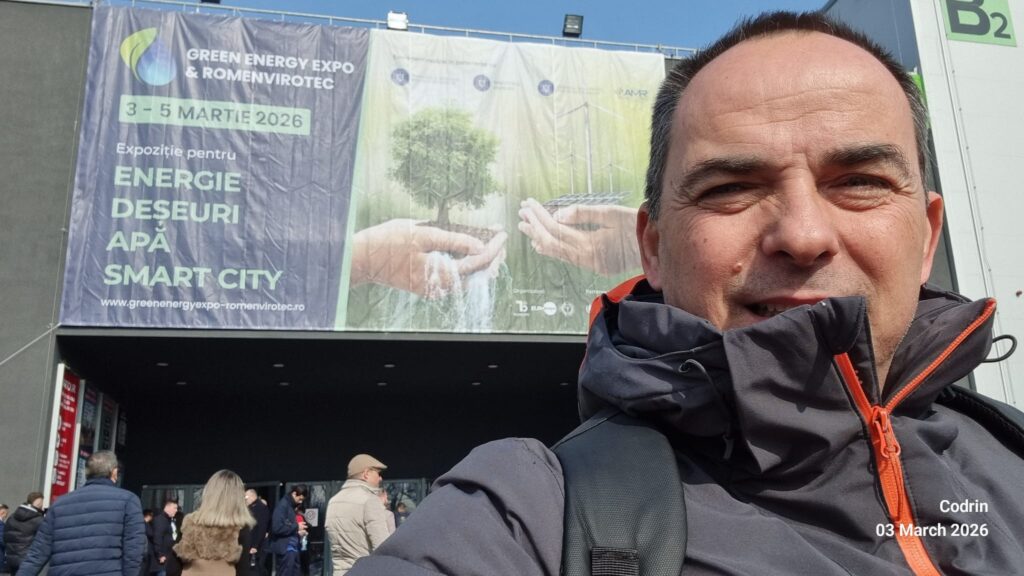 Codrin Someșan – Techno Energy la intrarea în Green Energy Expo & Romenvirotec București 2026, expoziție dedicată tehnologiilor pentru energie regenerabilă.